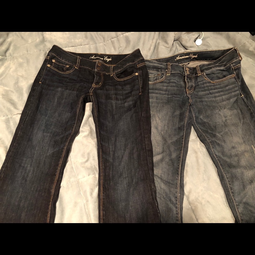 Size 8 woman’s American eagle jeans